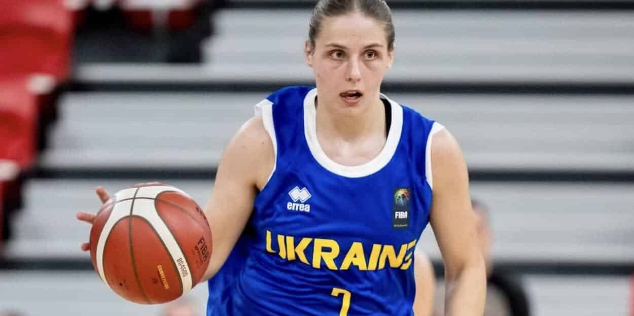 Наші дівчата U-20 стартували на чемпіонаті Європи